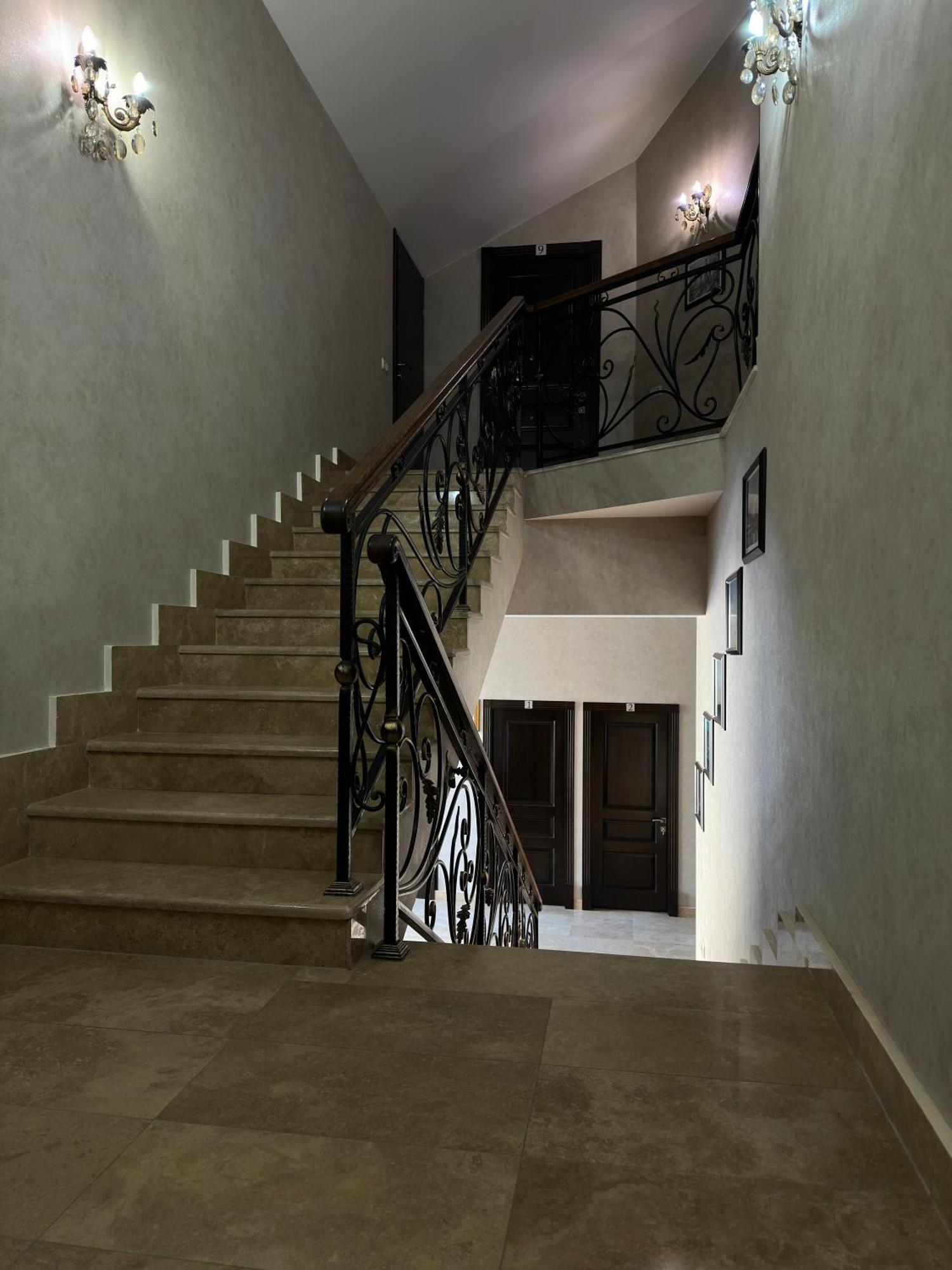 Eridana Hotel Erivan Exterior foto