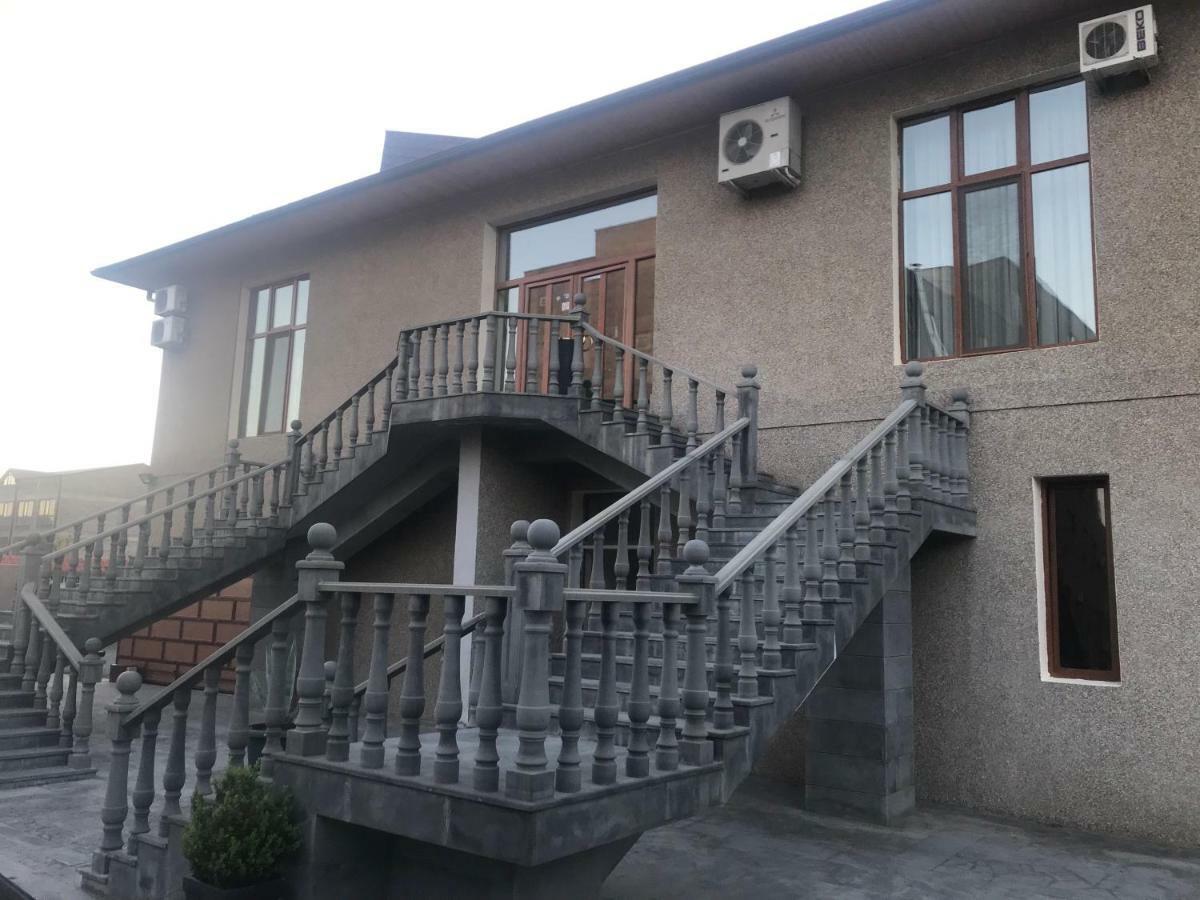 Eridana Hotel Erivan Exterior foto